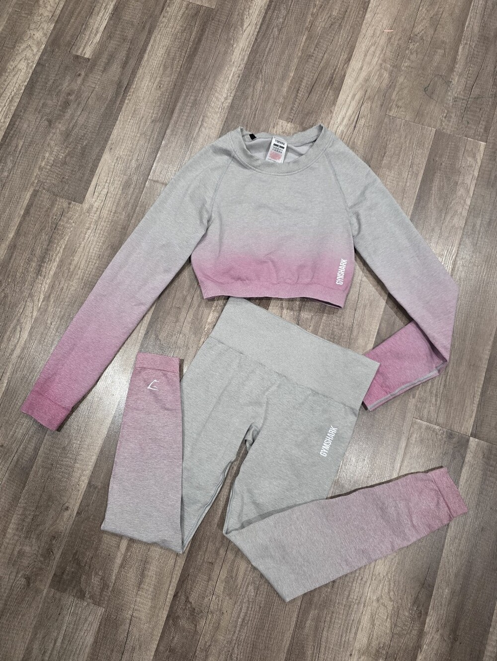 Gymshark Set Adapt Grey Pink Ombre Seamless Crop Top Leggings Yoga Lululemon